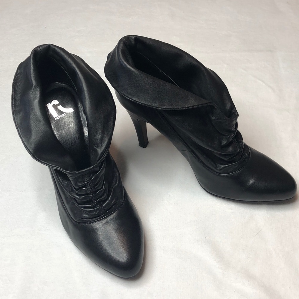 Report Anney Heels/Booties